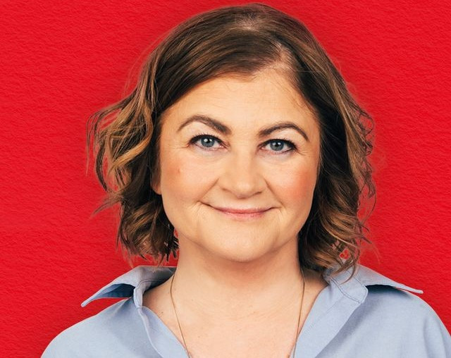 JAVNAÐARFLOKKURIN OG KUNSTURIN AT SÍGGJA REYTT