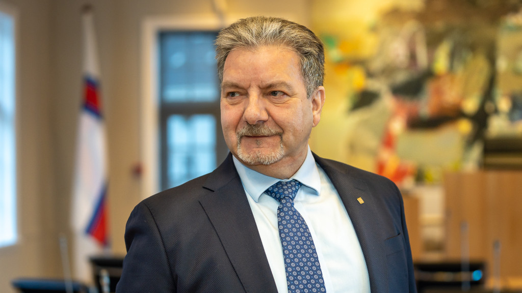 RÍKISFELAGSSKAPURIN INNIBER FLEKSIBILITET OG TRYGGLEIKA